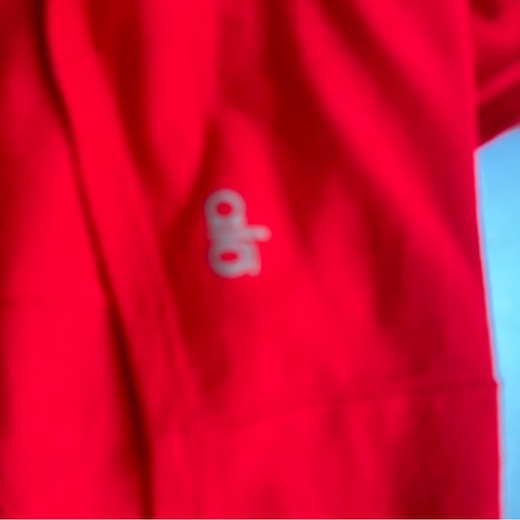 Alo red yoga tank top mesh upper back - Picture 9 of 9